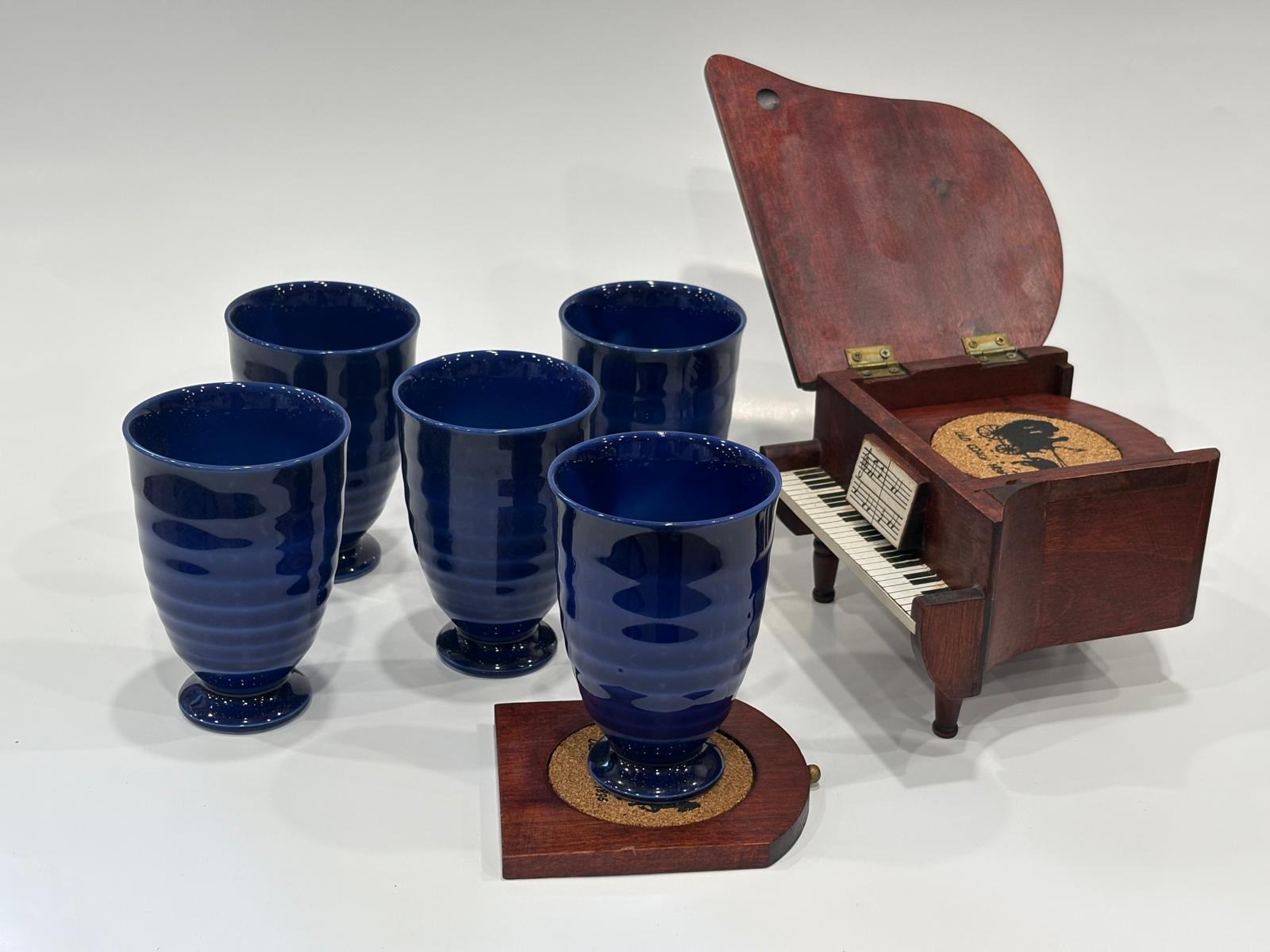 Procelain Japanese Pot Set Dark Blue Piano